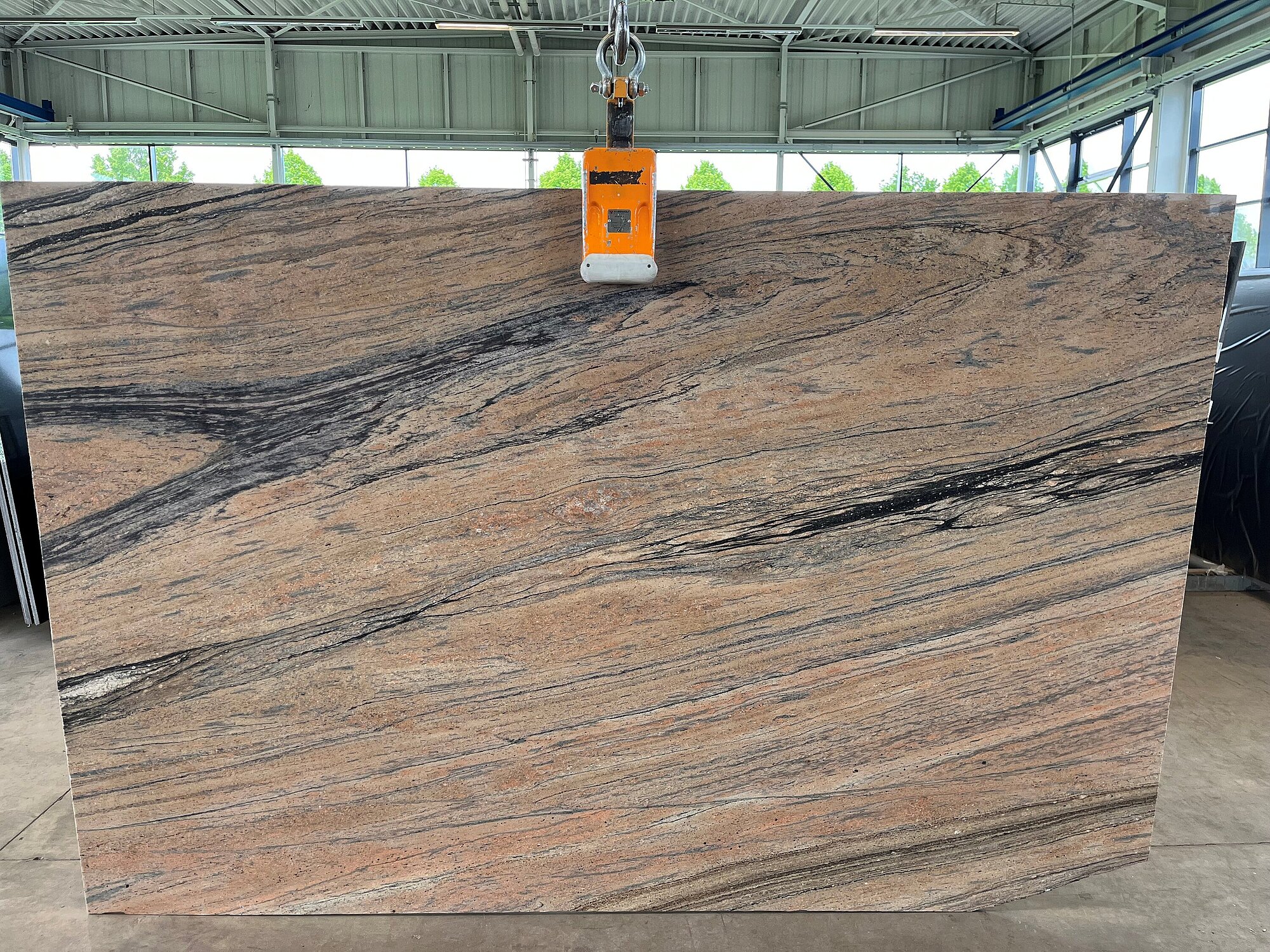 Praha Gold Naturstein von SteinArt Manufaktur